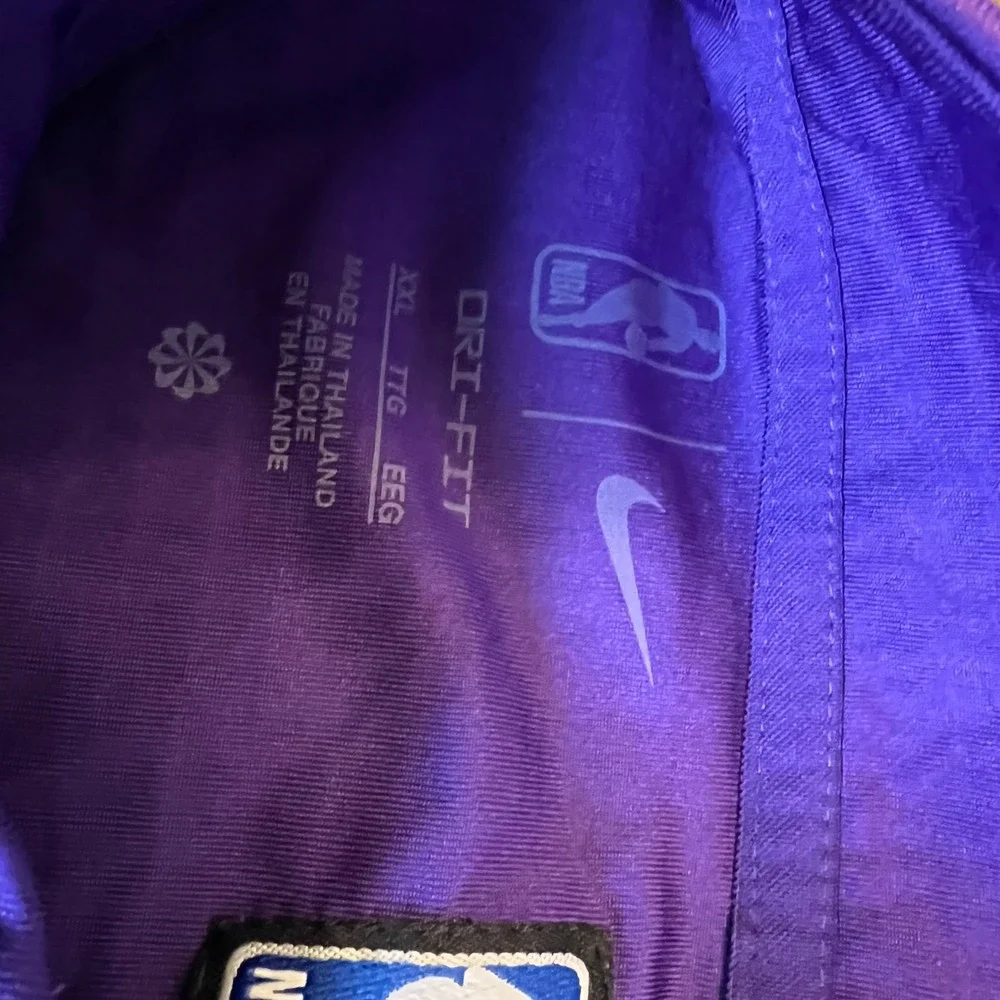 Nike Phoenix Suns Quarter-Zip Polyester Dri-FIT Athletic XXL Purple NBA Pullover